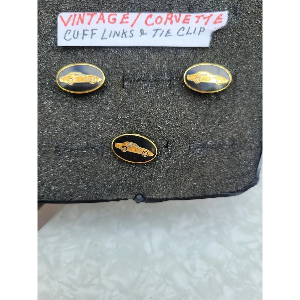 Vintage Goldtone Chevy Corvette Tie Clip And Cuff Links Set